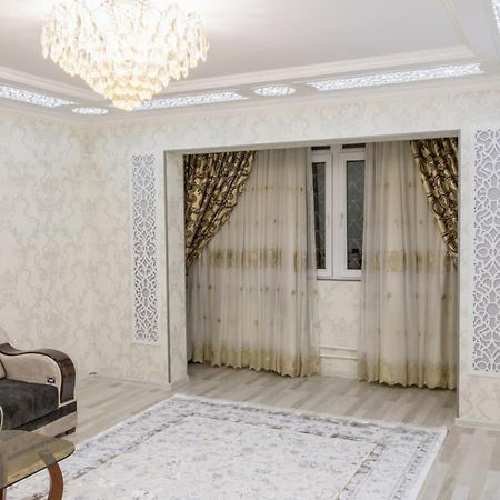 Metro Aybek Center Of Tashkent Comfort 1 Bedroom And Hall Ngoại thất bức ảnh
