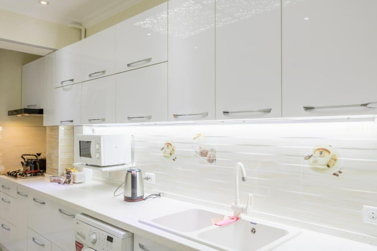 Metro Aybek Center Of Tashkent Comfort 1 Bedroom And Hall Ngoại thất bức ảnh